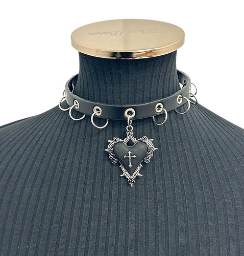 Black gothic heart - heart, rose